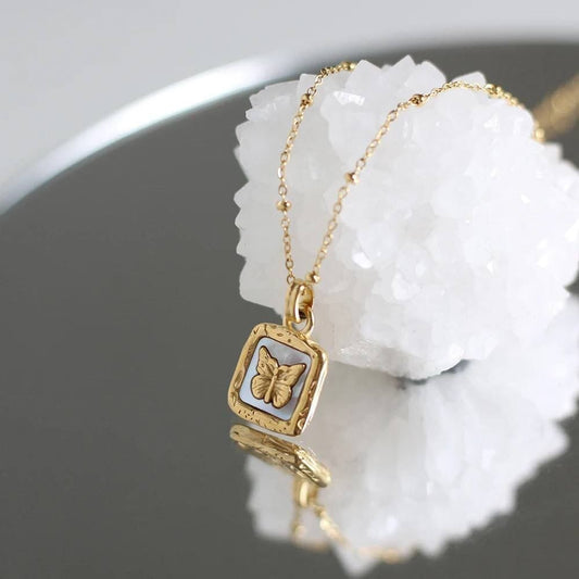 NECKLACE BUTTERFLY - سلسلة فراشة
