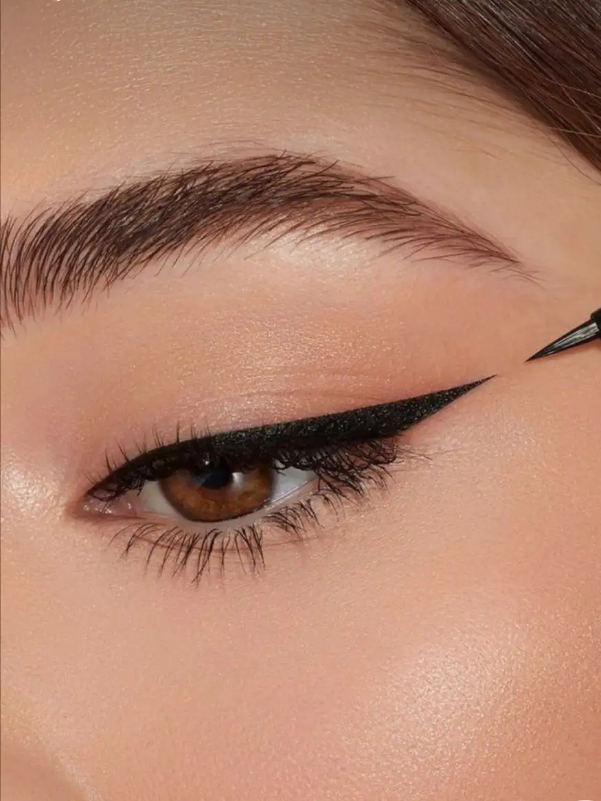 EYELINER MN - ايلاينر ام ان